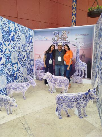 Registro y entrega de gafetes